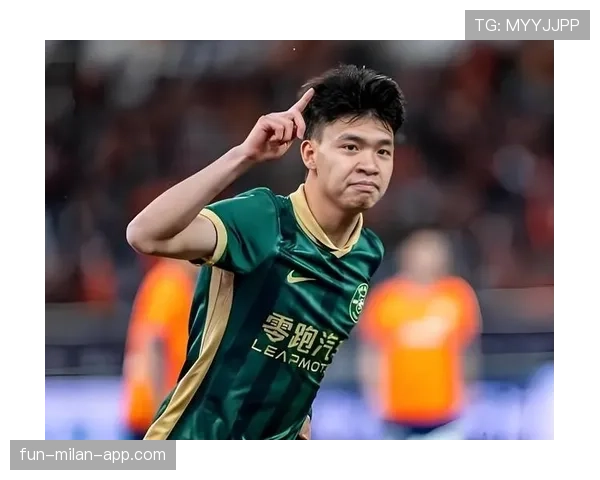 广州足球俱乐部进攻端持续哑火,联赛近期连续三场颗粒无收 广州足球俱乐部进攻端持续哑火,联赛近期连续三场颗粒无收
